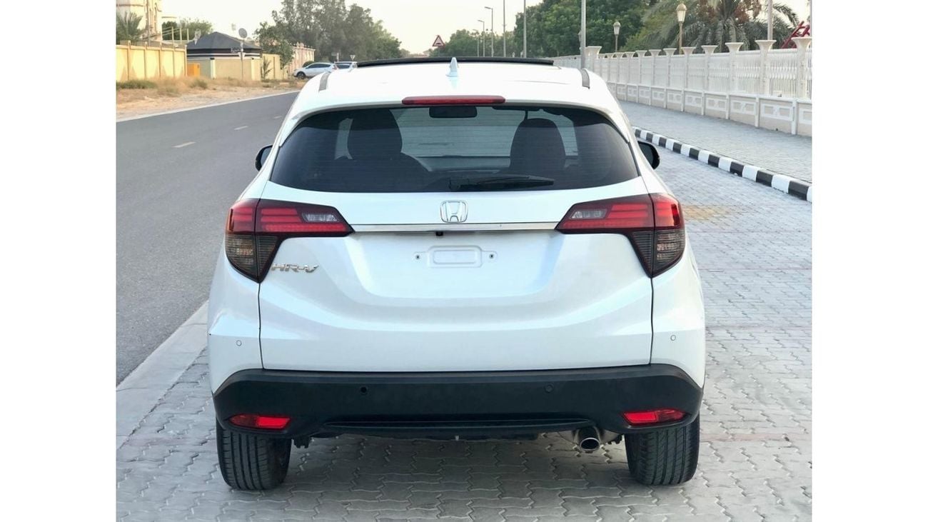 Honda HRV HONDA,HR-V 2020 FULL OPTIONS GCC,panoramic