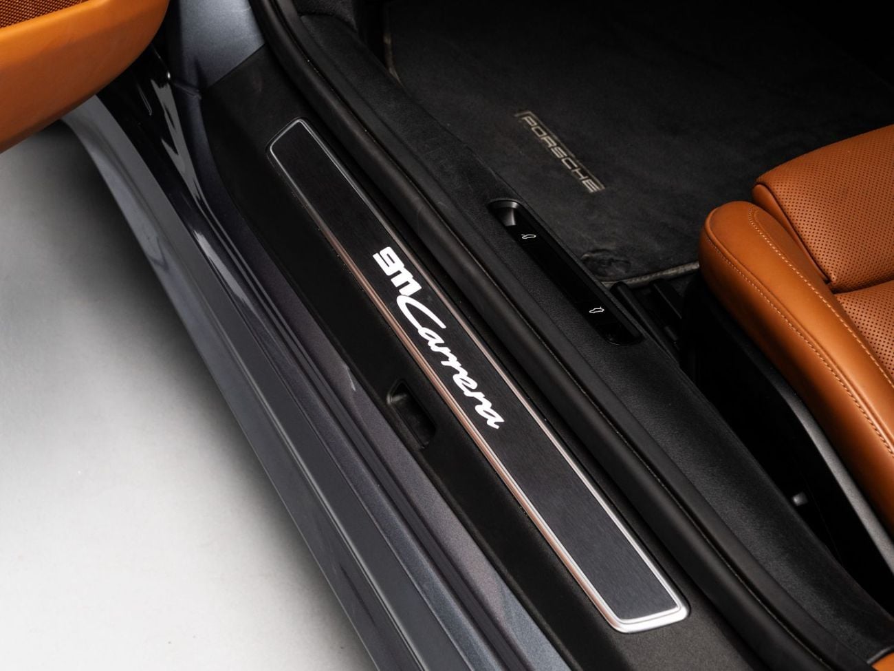 Porsche 911 Carrera 3.0L (444 HP) Coupe 2025 Porsche 911 Carrera, 3.0 TC F6 RWD, 388bhp, 8-Speed PDK