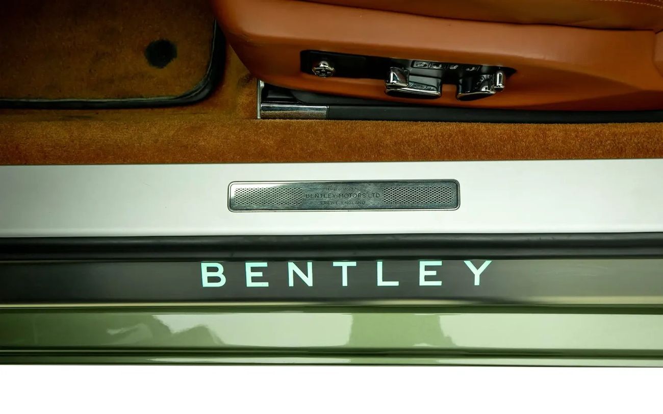 بنتلي كونتيننتال جي تي 6.0L W12 (626 HP) - GCC Spec