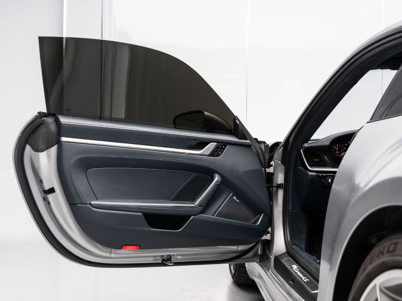 Porsche 911 Carrera 4S 3.0L (380 HP) Coupe SUMMER STARTS NOW | EXCLUSIVE DEAL BY BLACKLINE, December 2026 Porsch