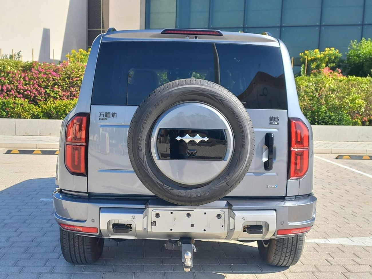 بي واي دي ليوبارد 5