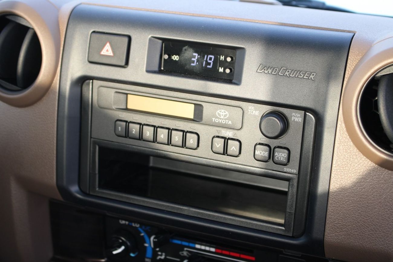 Toyota Land Cruiser Pick Up TOYOTA LANDCRUISER 79 2.8L DIESEL SINGLE CAB 4WD DL-E - AUTO