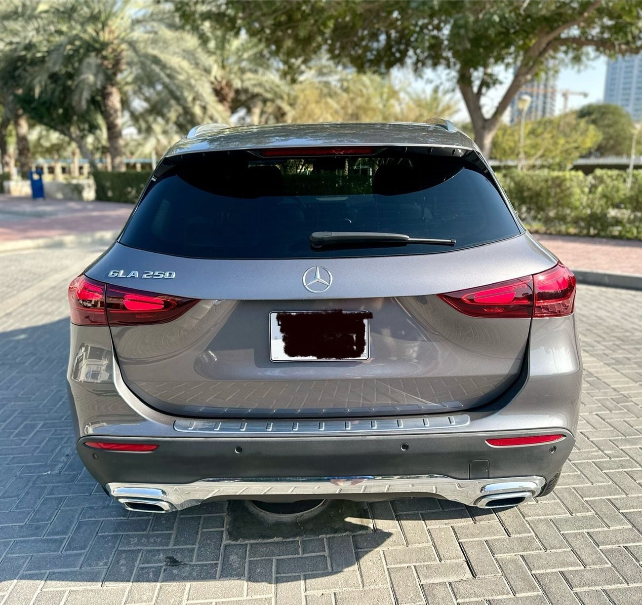مرسيدس بنز GLA 250 4MATIC