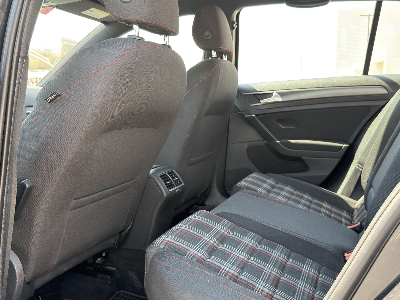 Volkswagen Golf GTI Sport 2.0T