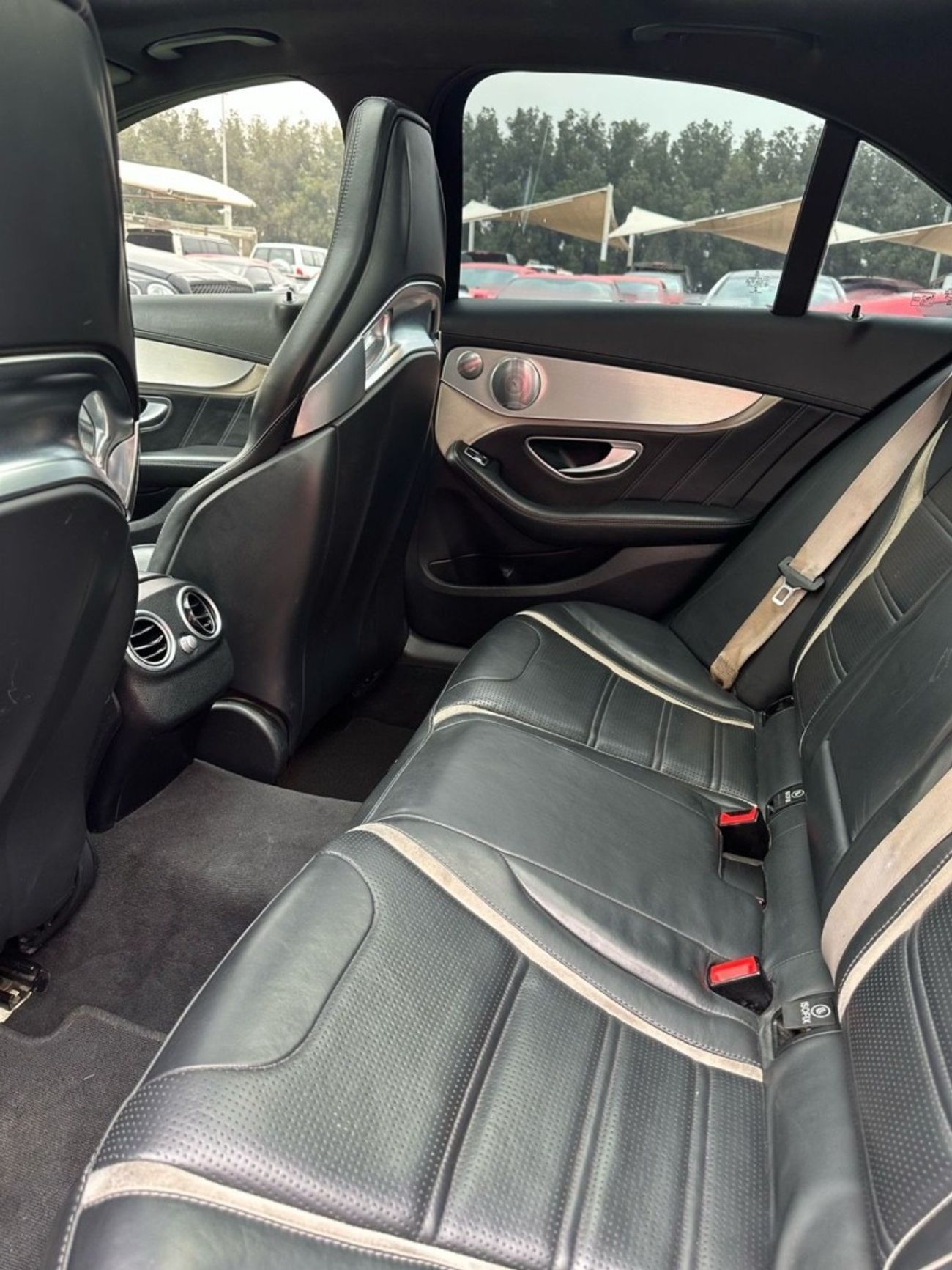 مرسيدس بنز C 63S AMG Std 4.0L Sedan