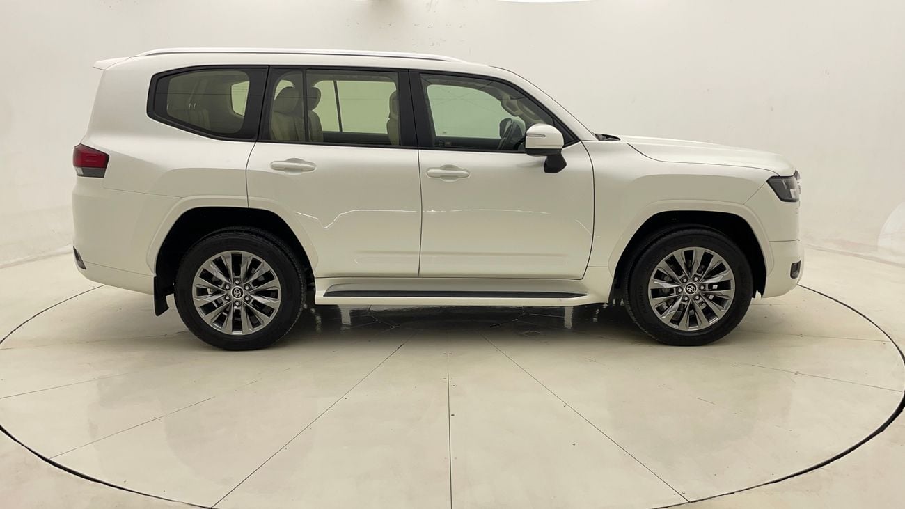 تويوتا لاند كروزر GXR 4 | بدون دفعة مقدمة | اختبار القيادة في المنزل