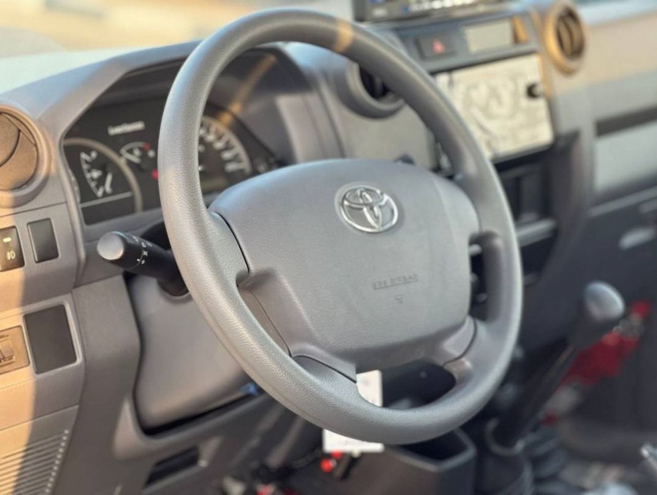 تويوتا لاند كروزر بيك آب 4.0L PTR M/T // 2023 // WITH CRANE , DIFF LOCK // SPECIAL OFFER // BY FORMULA AUTO // FOR EXPORT