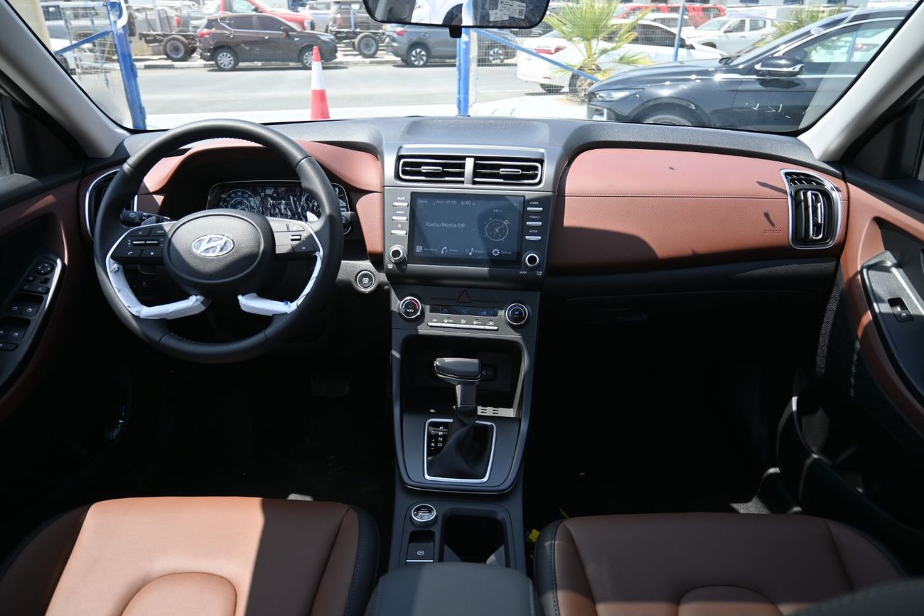 هيونداي كريتا Hyundai Creta 1.5L FWD, Model 2025, Color Silver