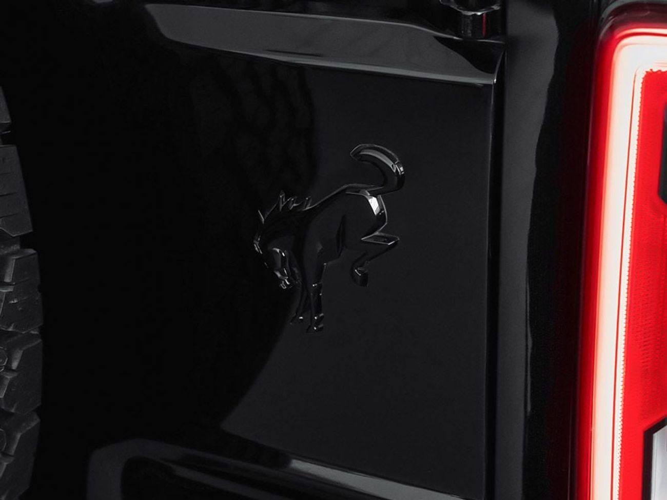 فورد برونكو Wildtrak 2.7L (4 Seater)