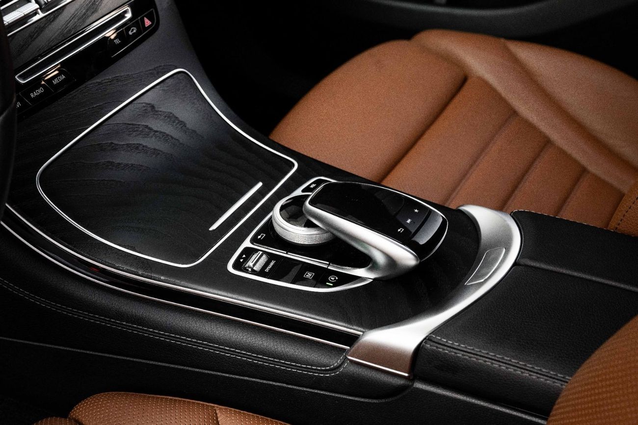 مرسيدس بنز GLC 250 250 | 2,840 P.M  | 0% Downpayment | LOW MILEAGE!