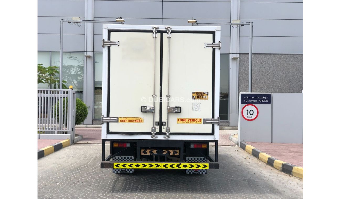 Mitsubishi Fuso Canter GCC BOX