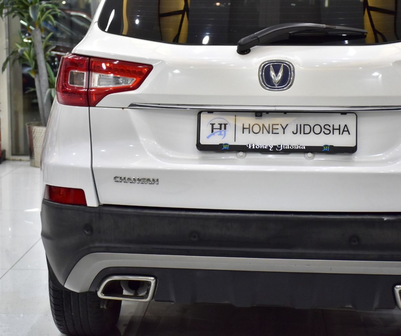 Changan CS75 EXCELLENT DEAL for our Changan CS75 4WD ( 2017 Model ) in White Color GCC Specs