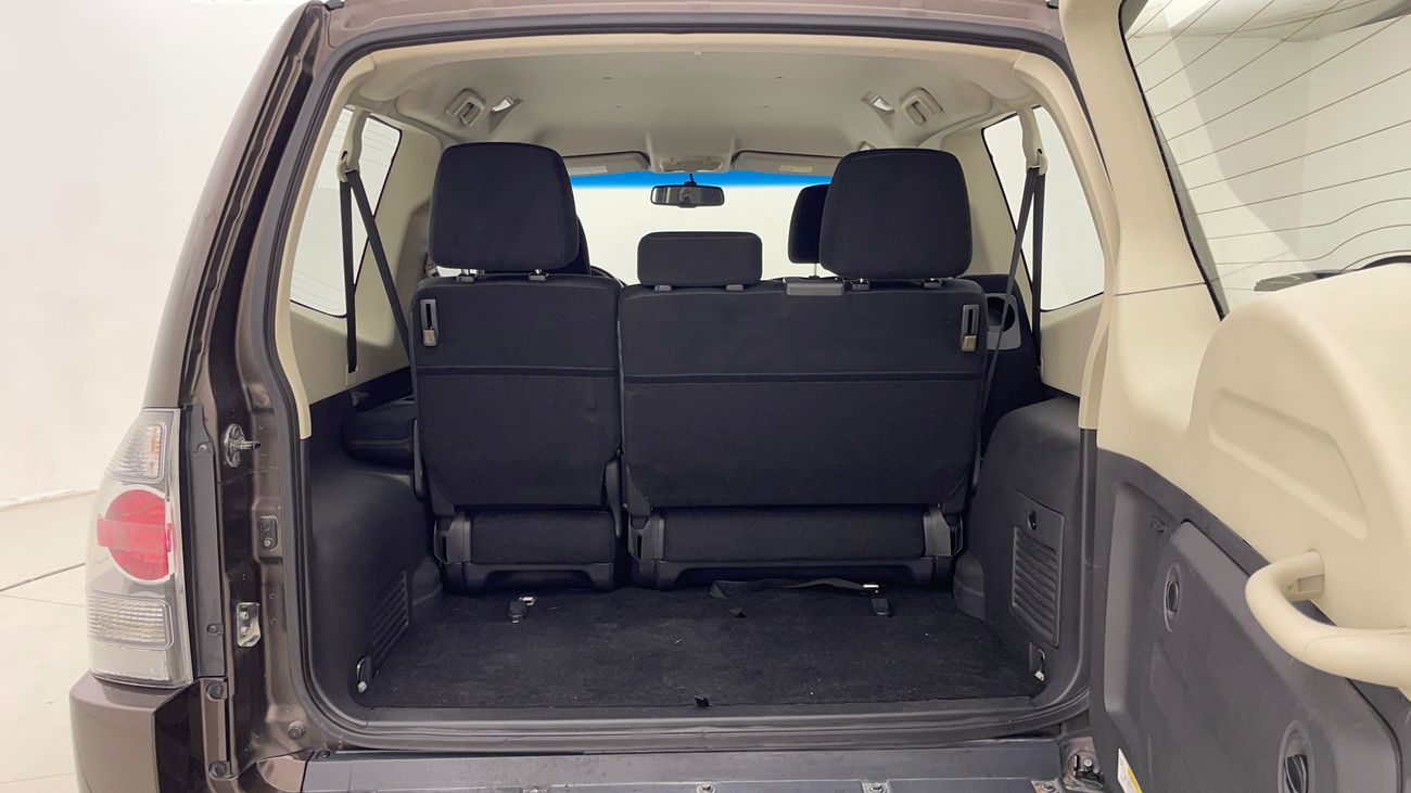 Mitsubishi Pajero 2017 GLS MIDLINE SWB | AED 1142/Month | 0 DP | 30 Day Return | Warranty | Service History