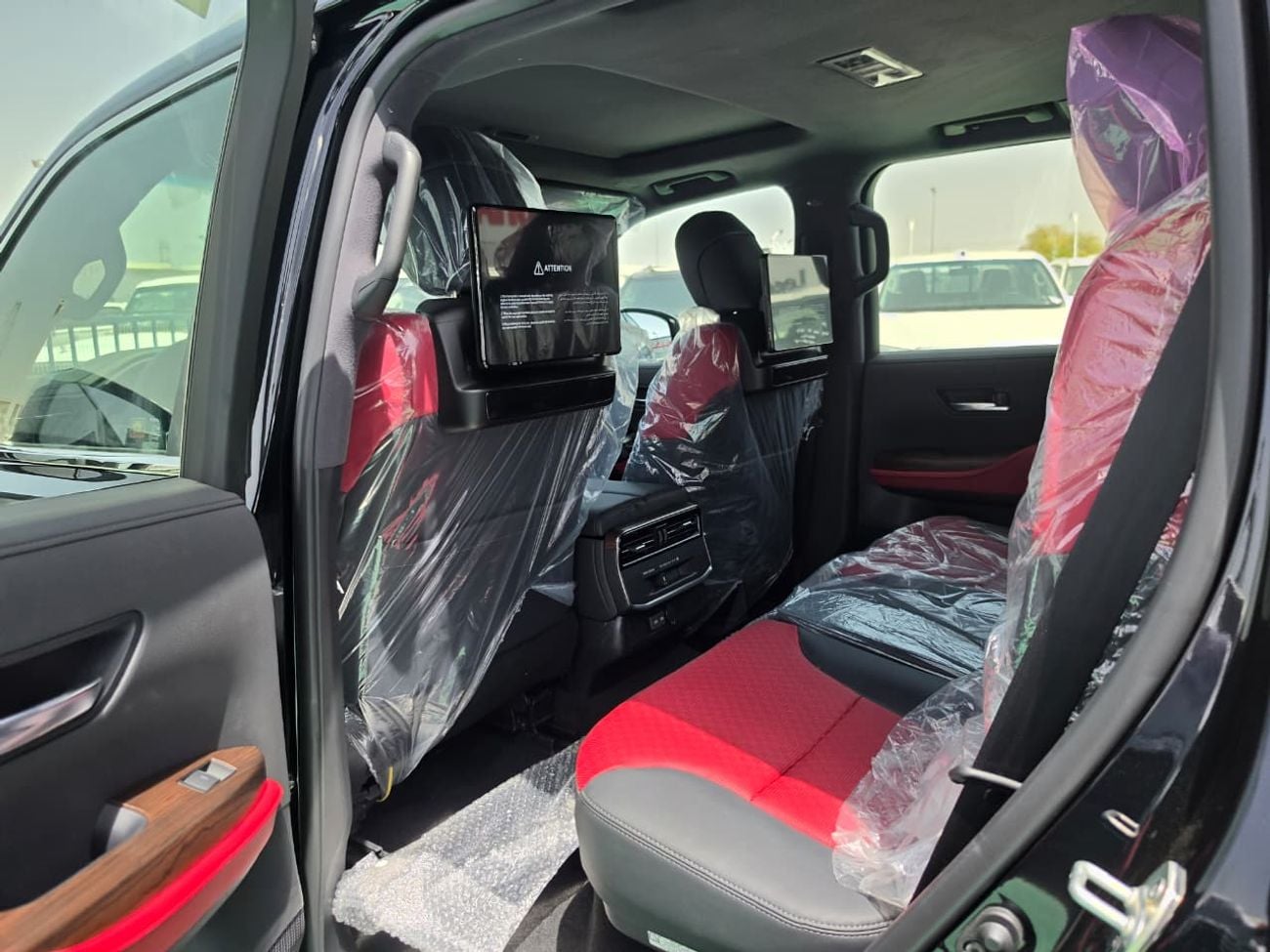 Toyota Land Cruiser Toyota Land Cruiser GXR Limited 4.0L 2026 – Full Option | 4.0L V6 | Black Exterior | Black & Red Int