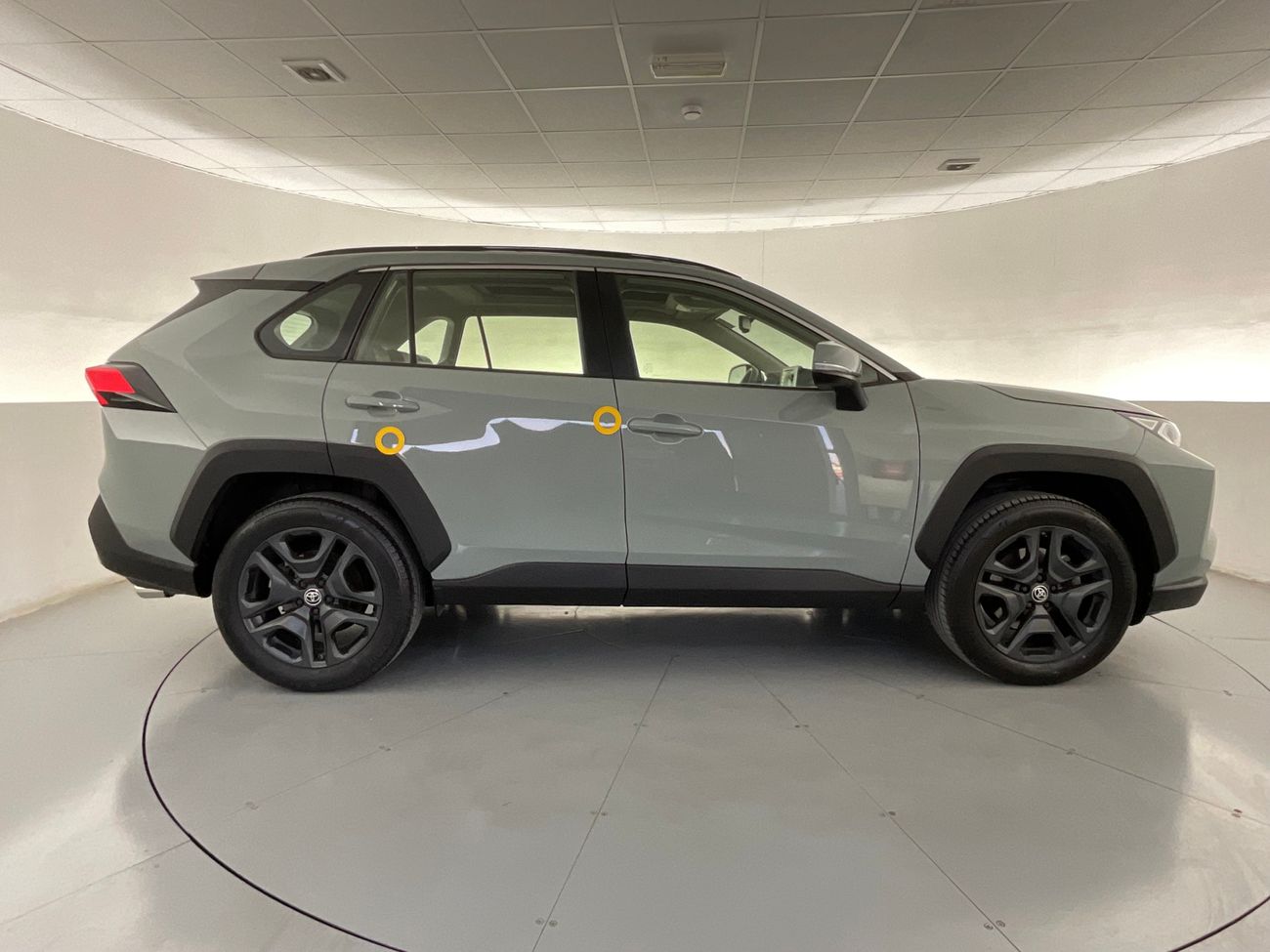 Chevrolet Captiva Premier | 1 year free warranty | 0 Down Payment