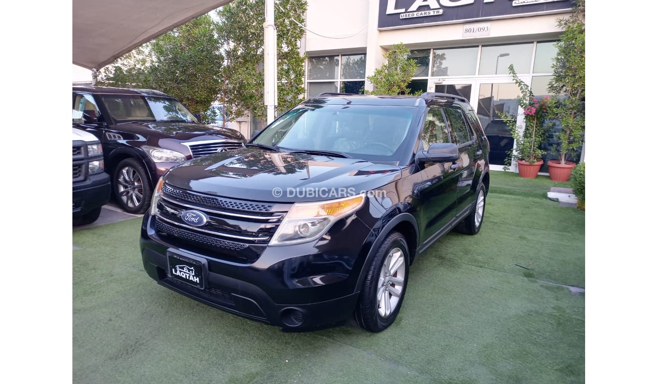 Ford Explorer 2015 model, Gulf panorama, cruise control, sensor wheels, in excellent condition, you do not need an