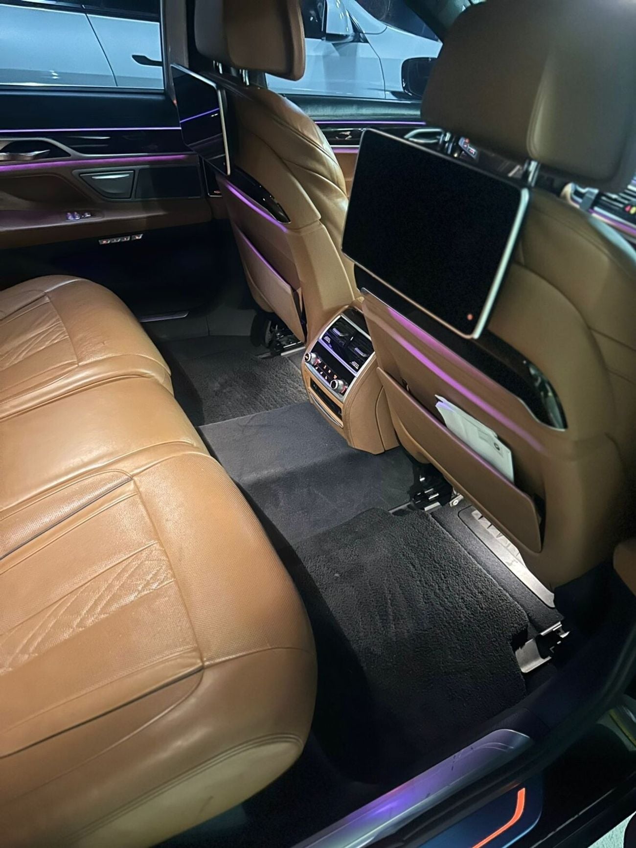 بي أم دبليو 740Li Executive 3.0L