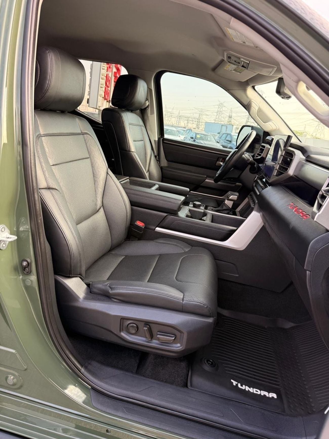 تويوتا تاندرا SR5 Premium 360 camera full option 2022