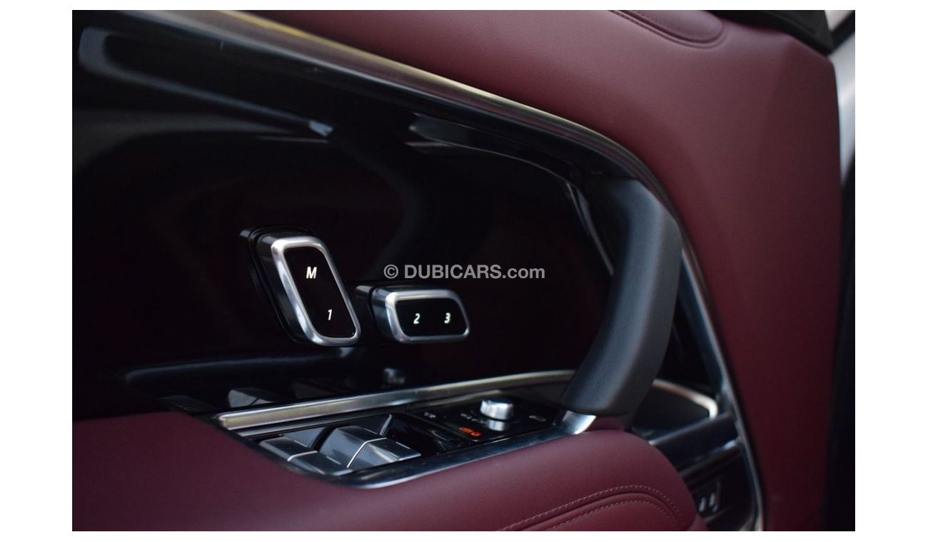 Land Rover Range Rover 2023 Land Rover Range Rover HSE 4.4L Twin Turbo V8