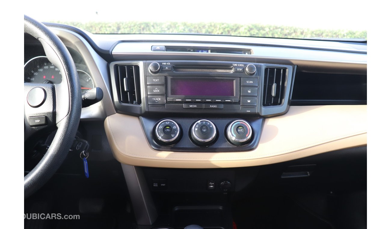 Toyota RAV4 EX 2WD - 2.5L V4 - 2018 -WHT_BEIG