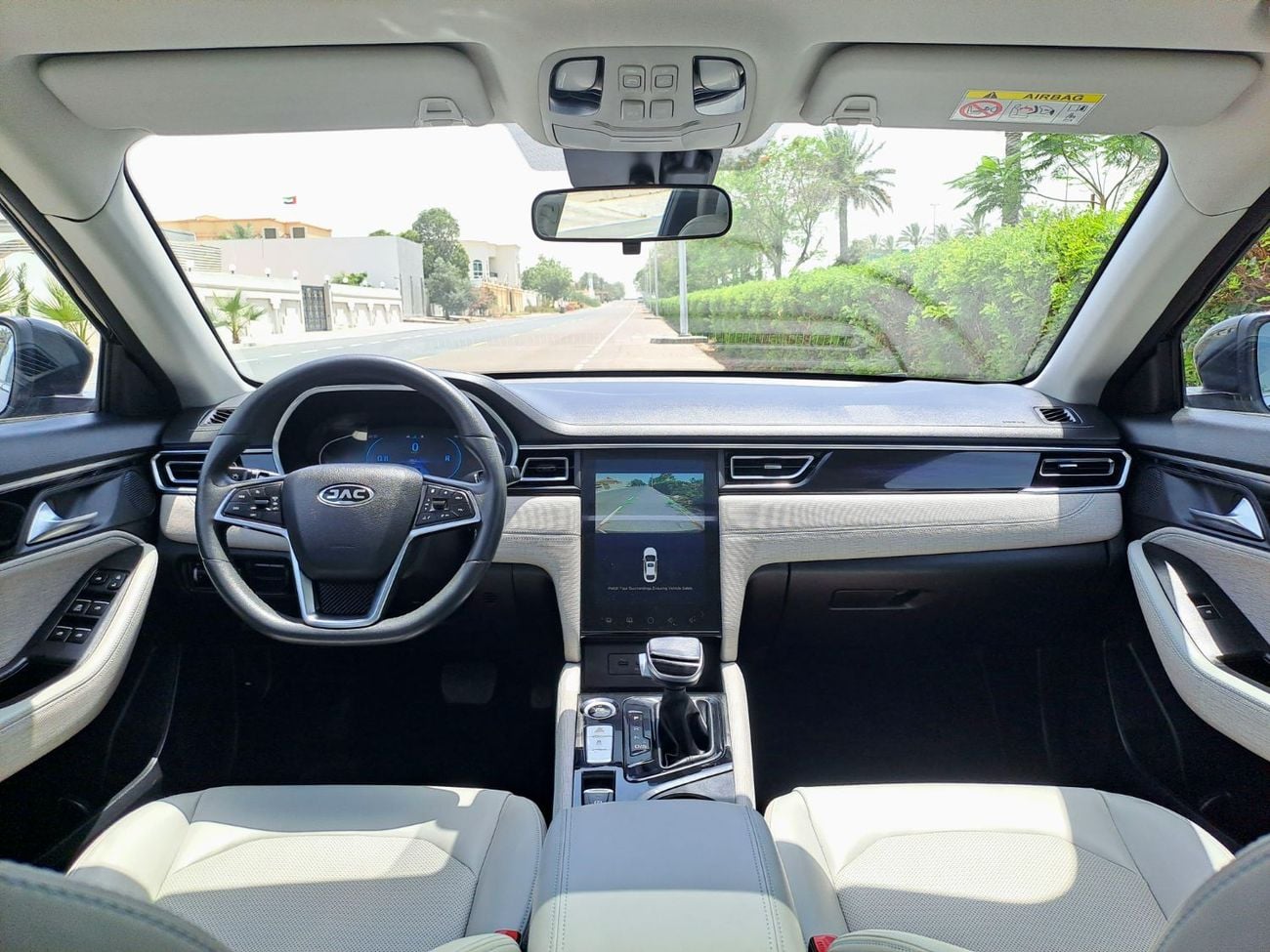 JAC J7 470-MONTHLY | JAC J7 | 2023 | GCC | FULL OPTION LUXURY | ACCIDENT FREE