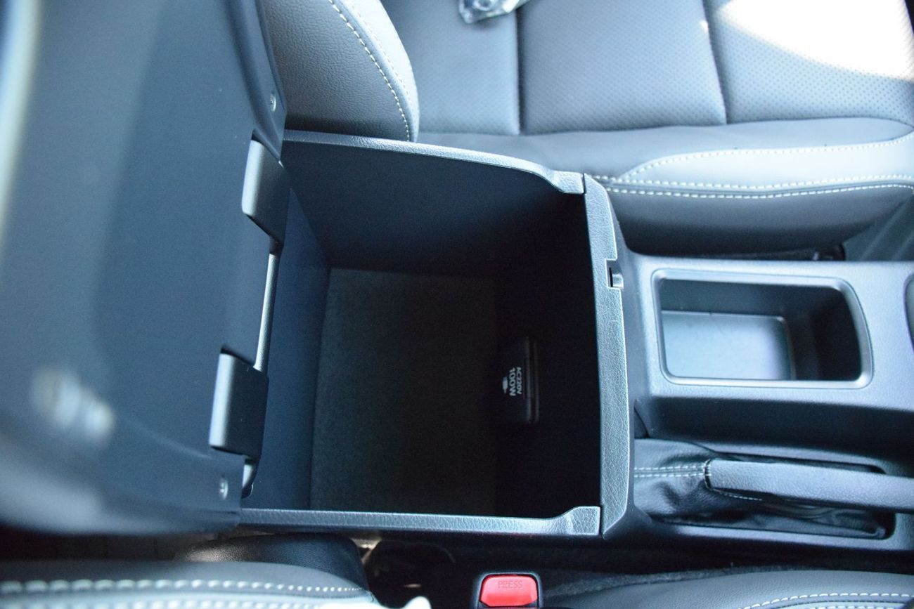 Toyota Hilux 4X4 Diesel 2.8L (Right Hand Drive)