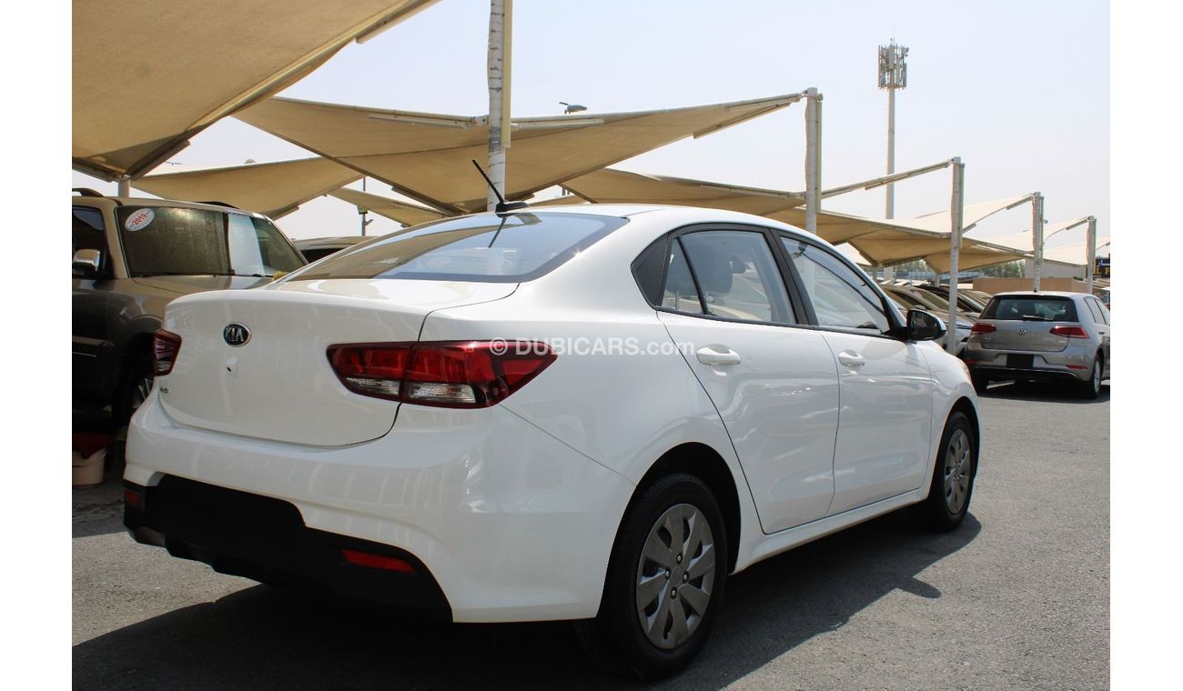 كيا ريو EX مكينة 1400 سي سي - السيارة خليجي - بحالة ممتازة من الداخل والخارج - صبغة وكالة - خالية من الحوادث