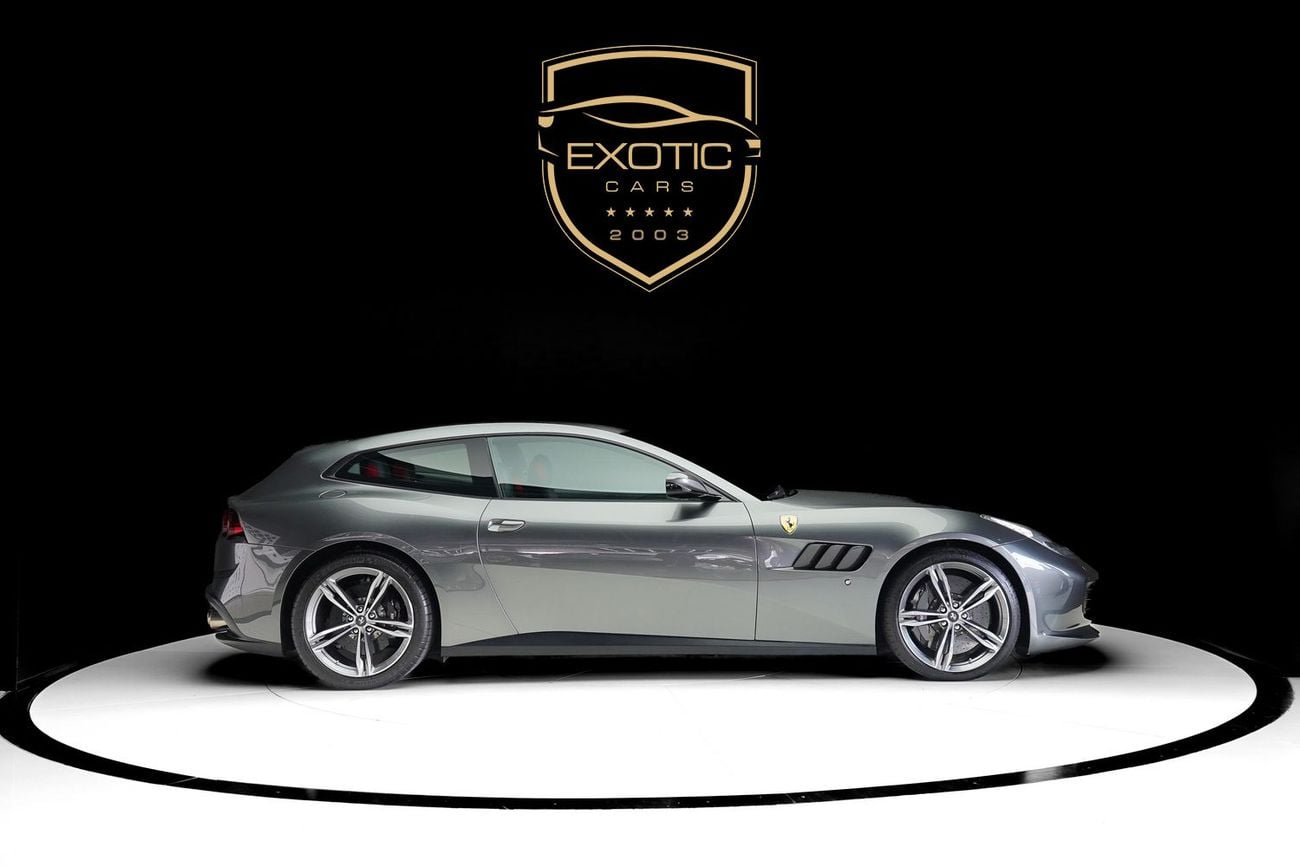 Ferrari GTC4 Lusso V12