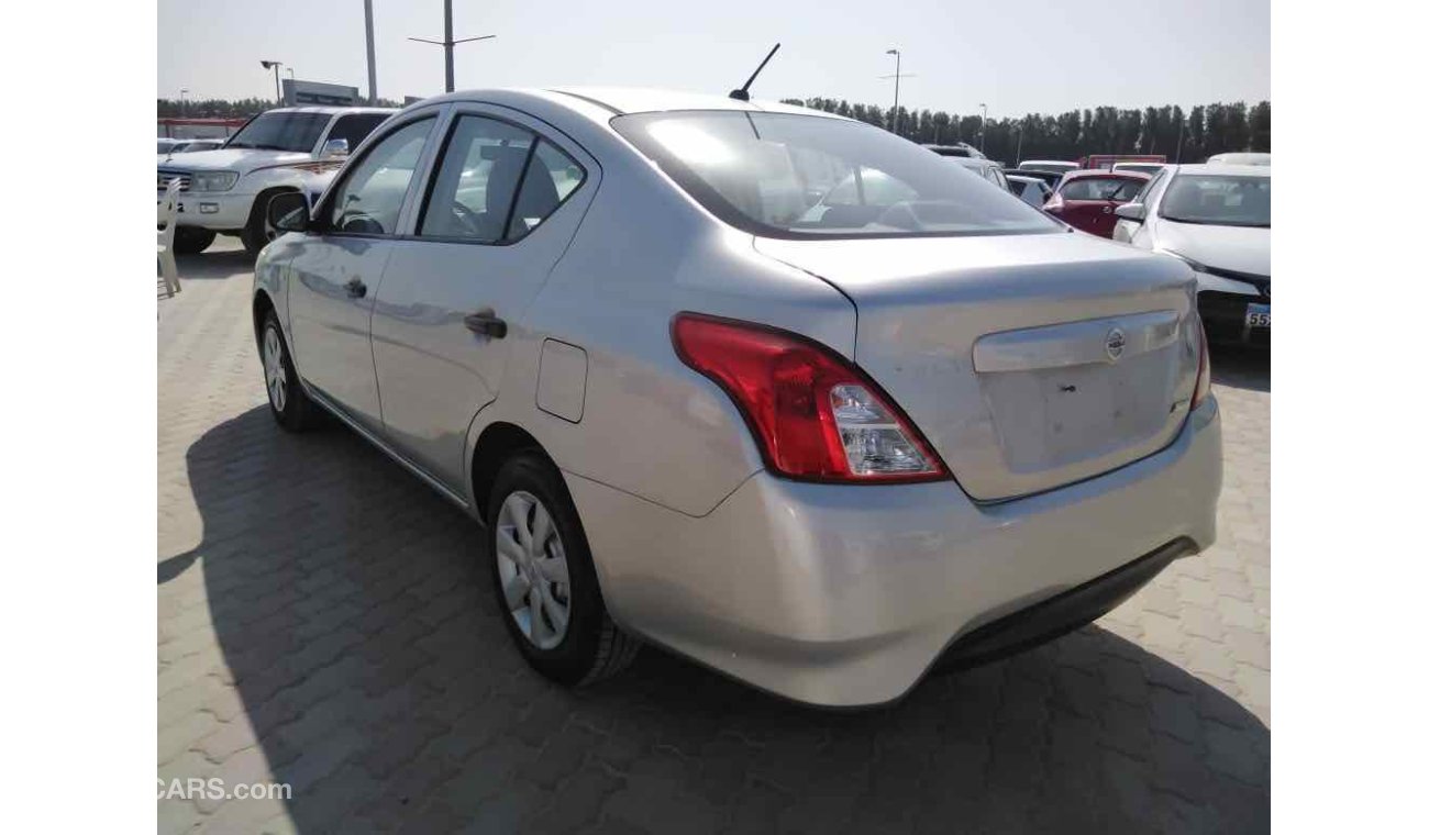 Nissan Sunny مواصفات خليجي بحاله ممتازه