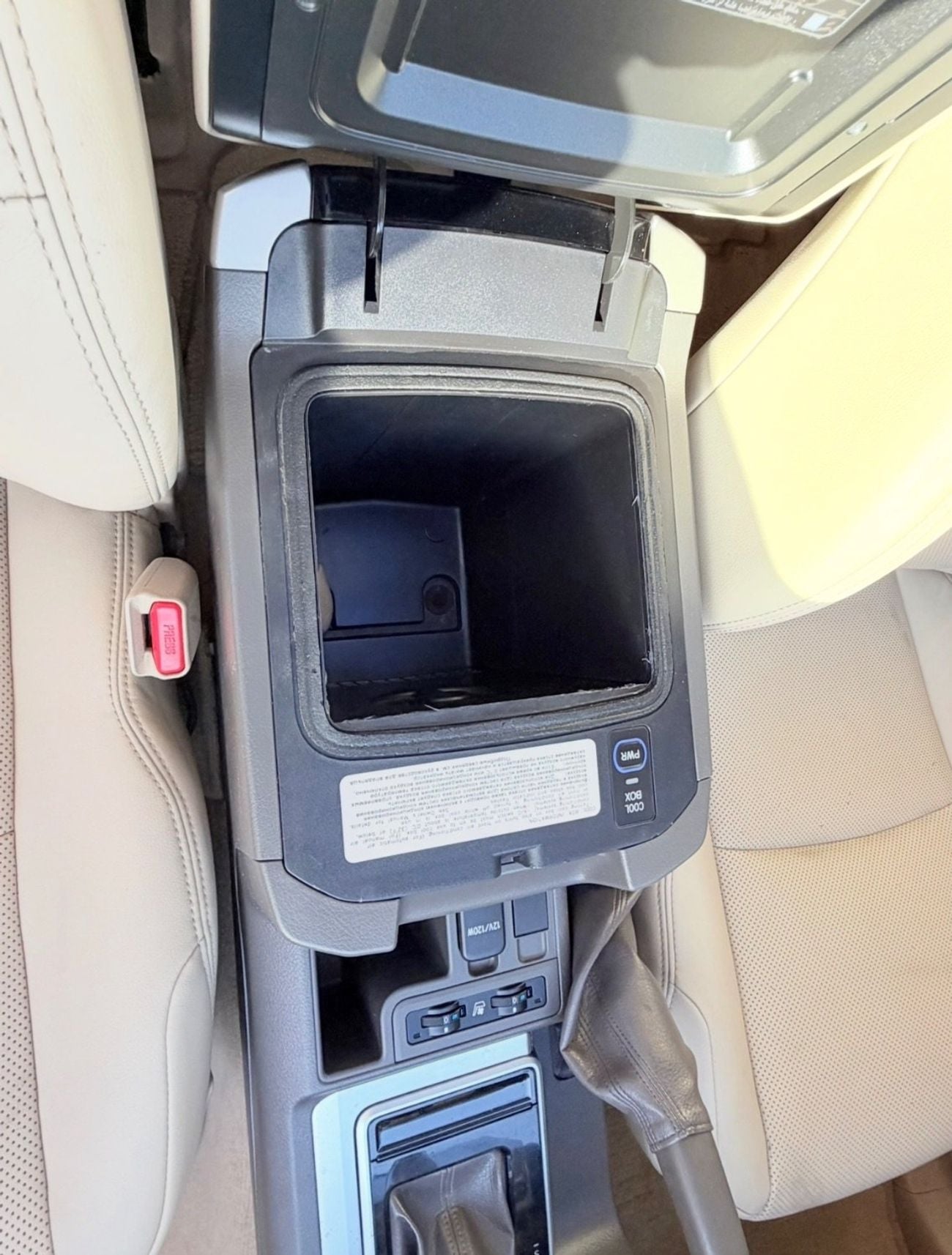 Toyota Prado VXR 4.0L 4WD Toyota Prdao VXR  full option V6 4.0 L Top the range