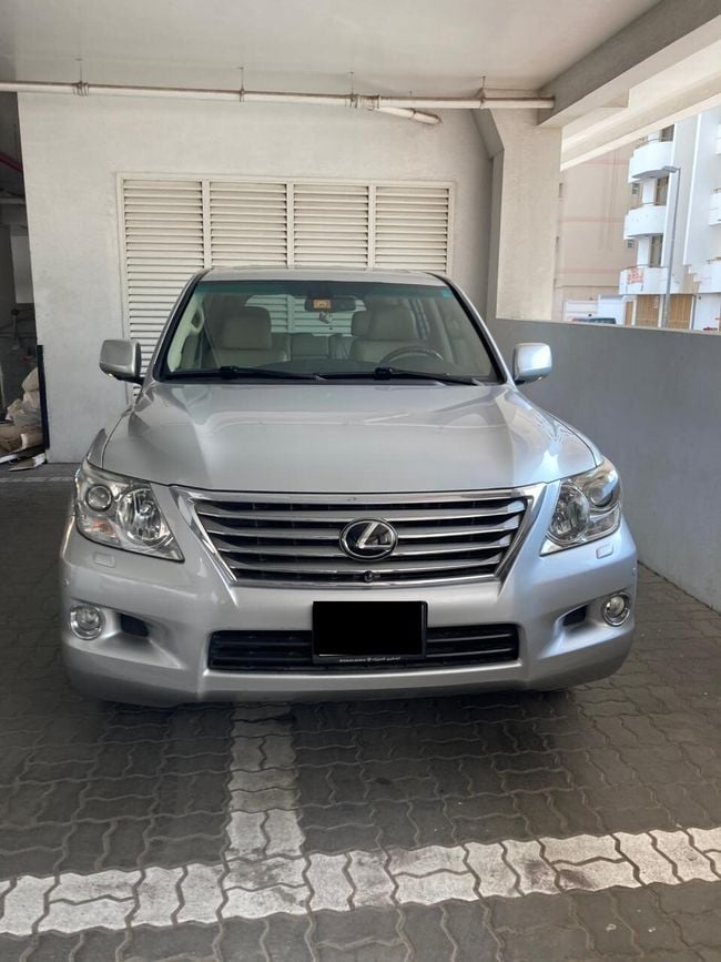 Used 2010 Lexus LX570 TOP for sale in UAE | Verified Second Hand Lexus LX570 TOP Price