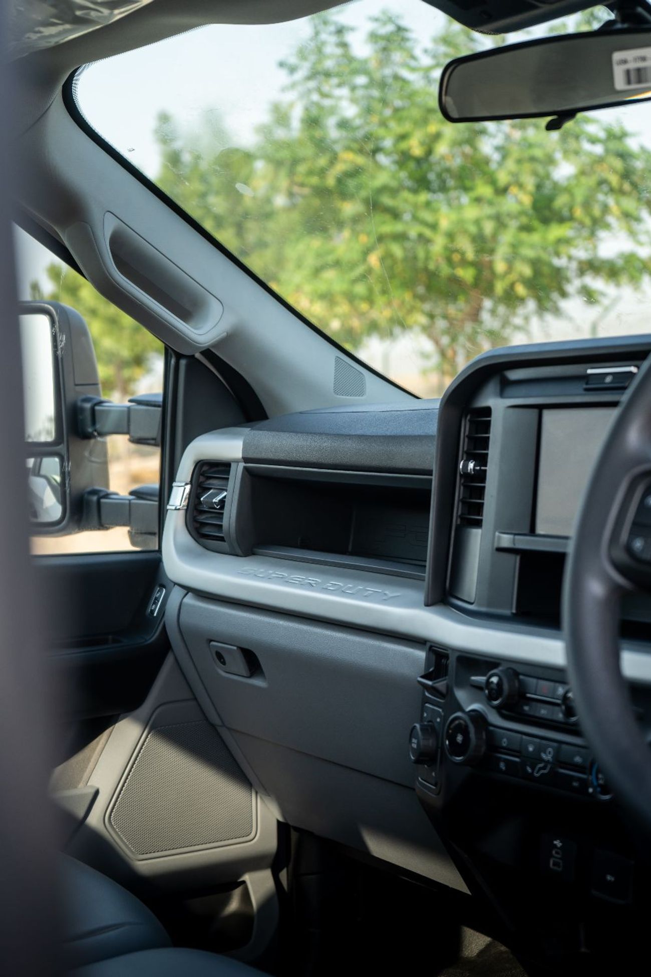 فورد F 550 2025 Ford Super Duty F-550 RIGHT HAND DRIVE (RHD)