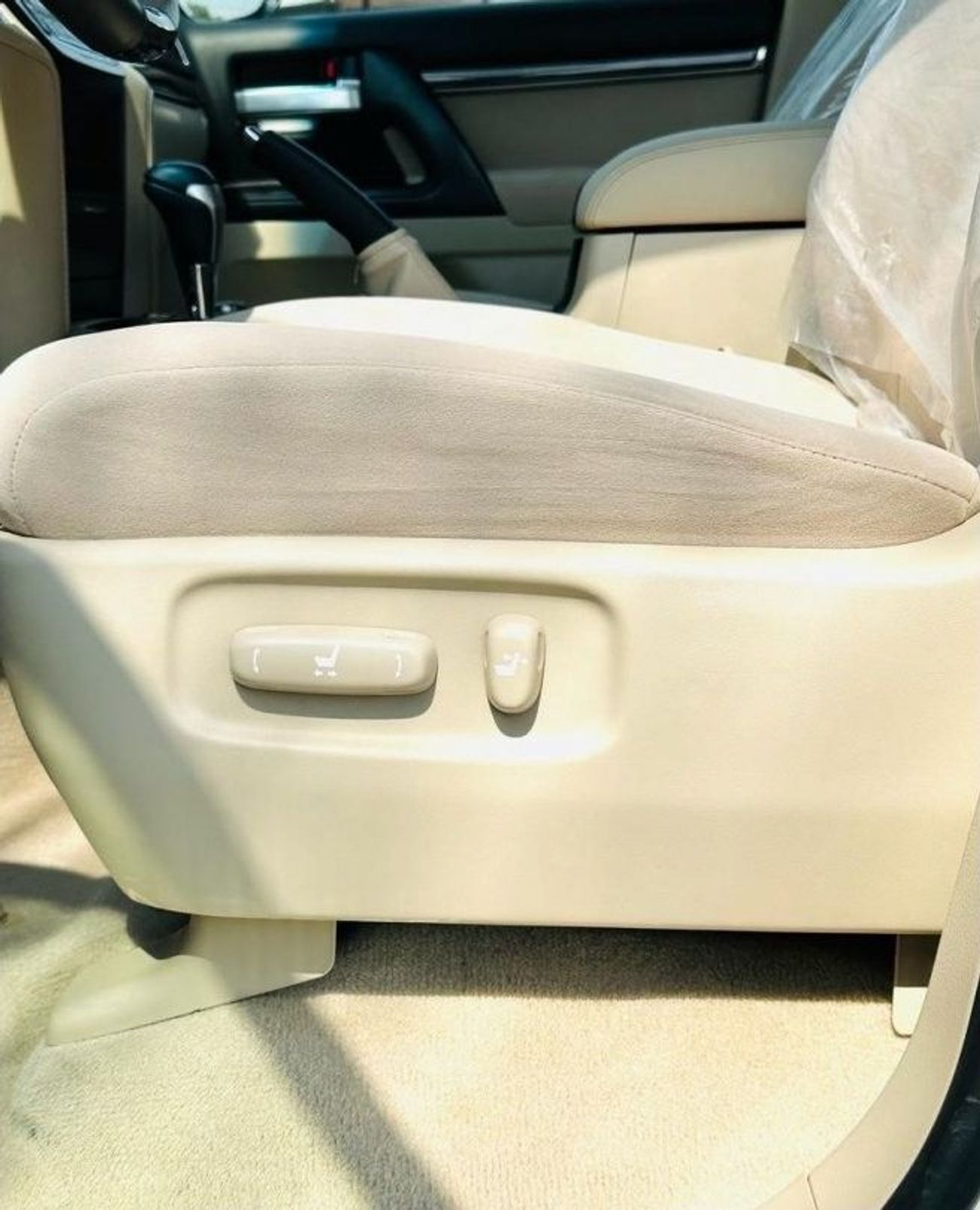 تويوتا لاند كروزر GXR3 LS