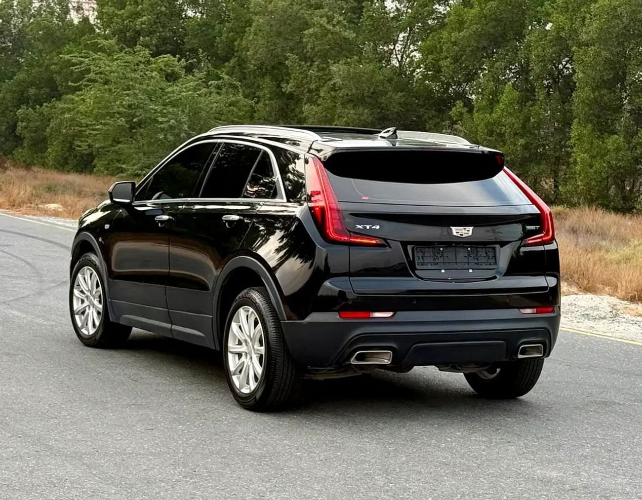 كاديلاك XT4 لاكجوري GCC Specs | Low Mileage | Warranty