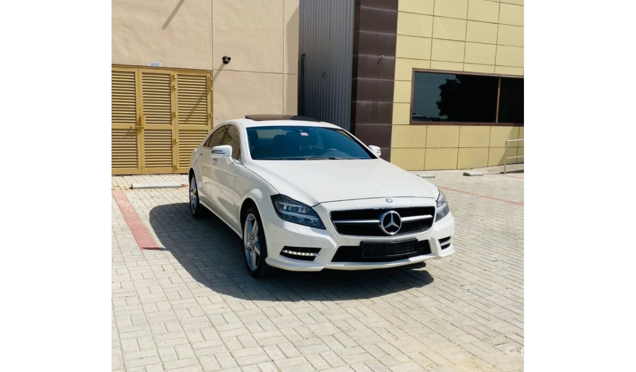 Mercedes-Benz CLS 500 Std Good condition car GCC