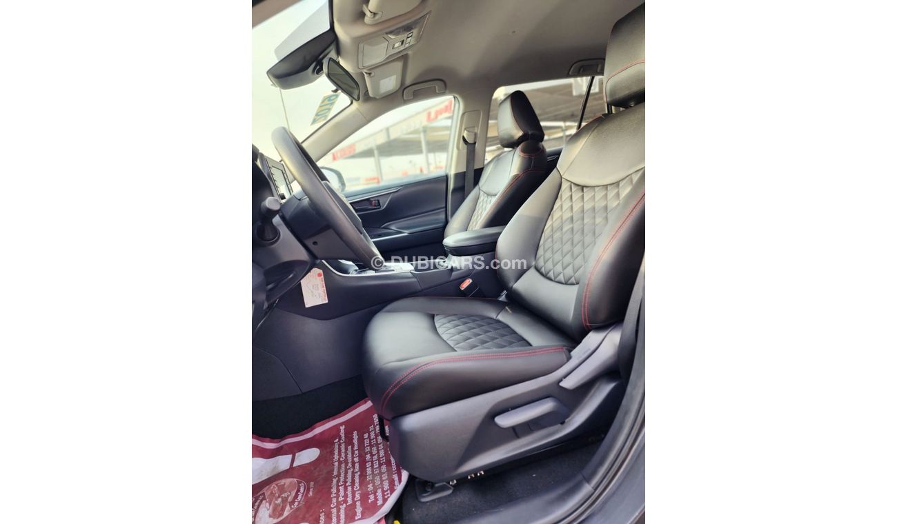 تويوتا راف ٤ TOYOTA RAV4 LE 2019 MODEL