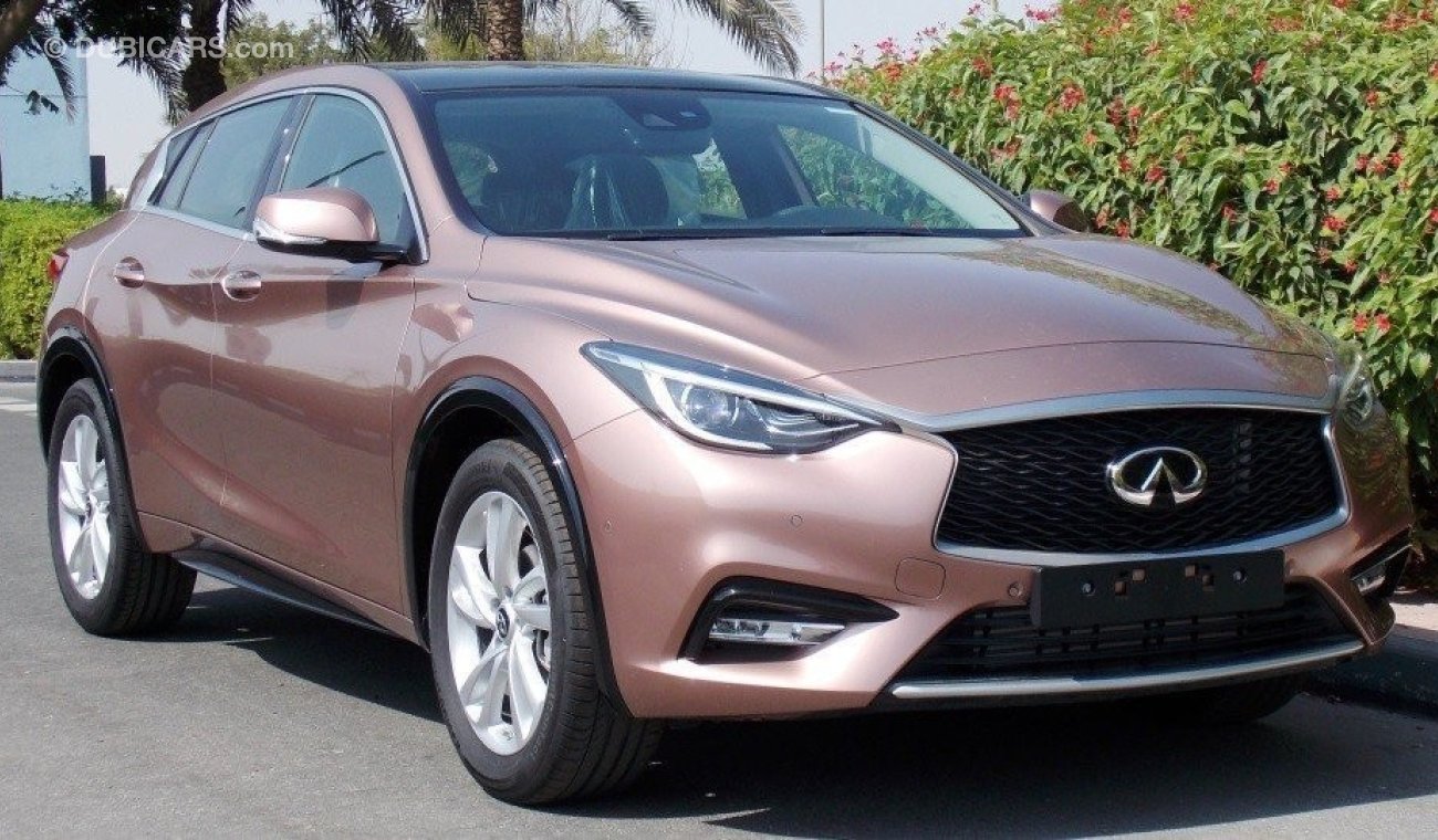 Infiniti Q30 4dr 1.6L 4cyl Panorama GCC Specs With 3Yrs./100k Km Warranty at the Dealer