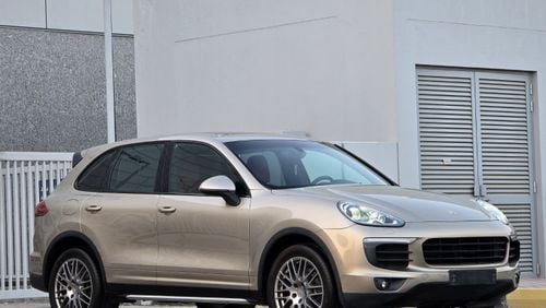 Porsche Cayenne Std Porsche Cayenne GCC V6 2016 Perfect Condition - Orginal Paint