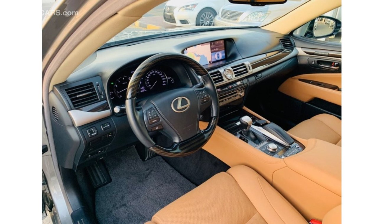 Lexus LS460