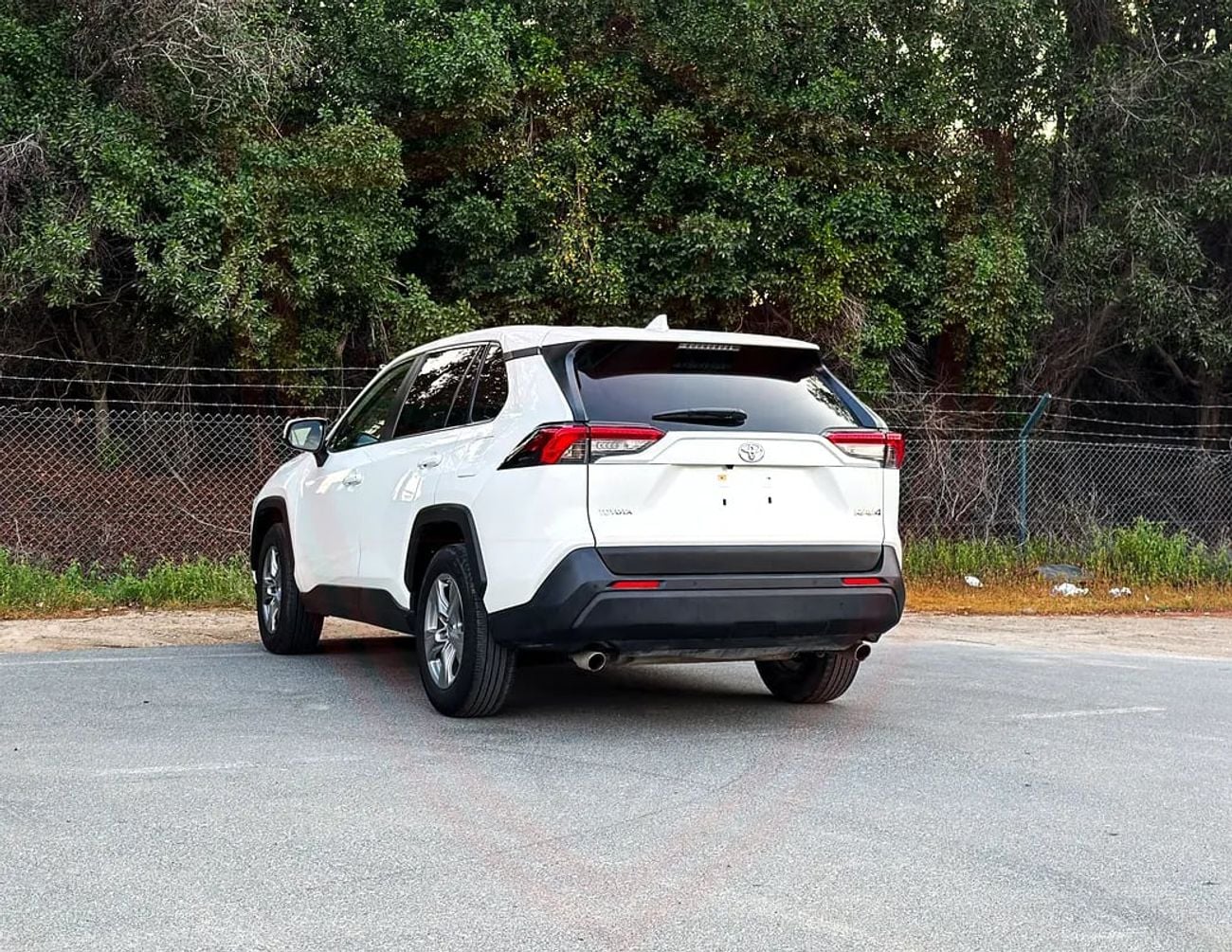 Toyota RAV4 EX Rav4 | 2.5 L | | GCC | Accident-Free | In Excellent Condition | 1310 P.M