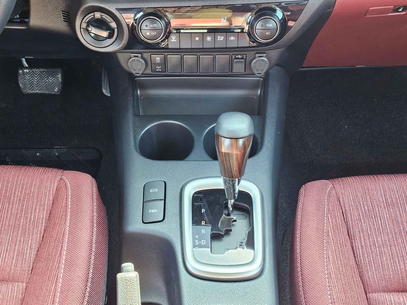 Toyota Hilux WIDE BODY / 4.0L V6 A/T  PETROL / PUSH START / 4WD (CODE # HP40AF)