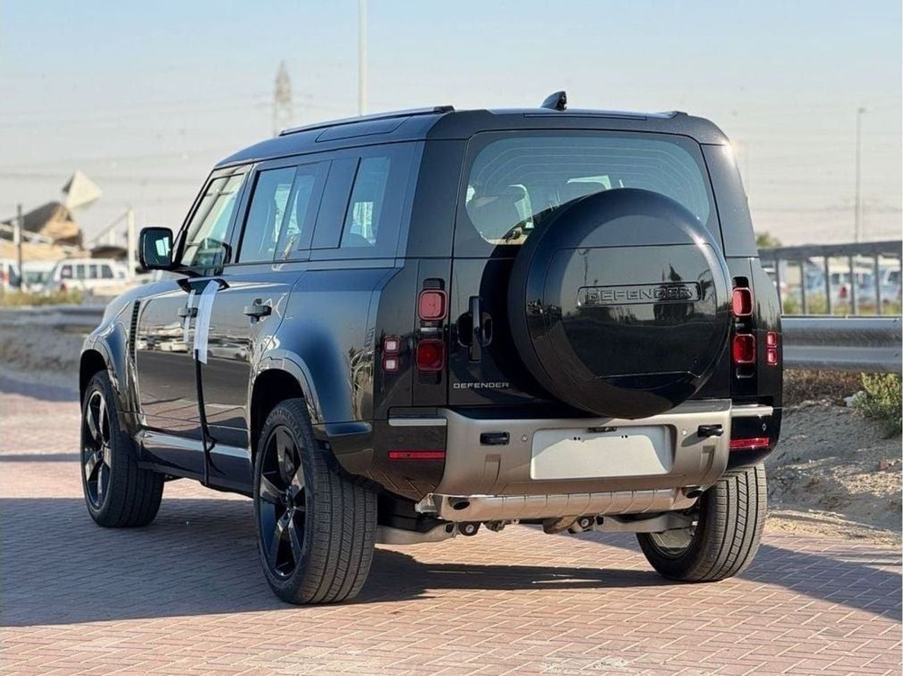 Land Rover Defender LAND ROVER DEFENDER 6 CYLINDER 3.0L 2025