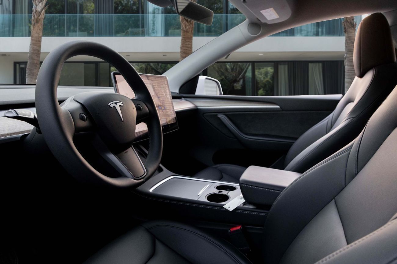 Tesla Model Y Long Range | 2,977 P.M | 0% Downpayment | Full Tesla Warranty | One Owner!