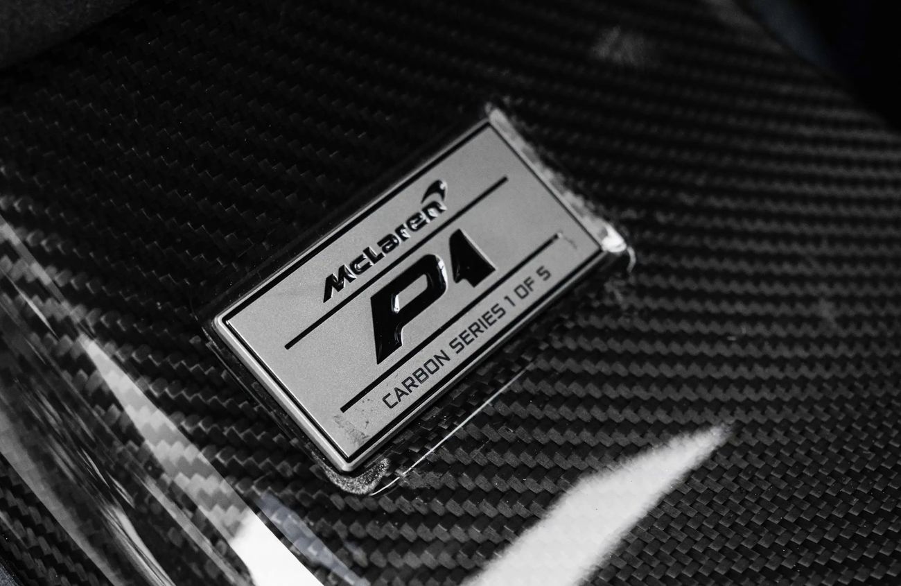 McLaren P1 3.8L V8 Twin-Turbocharged + Electric Motor