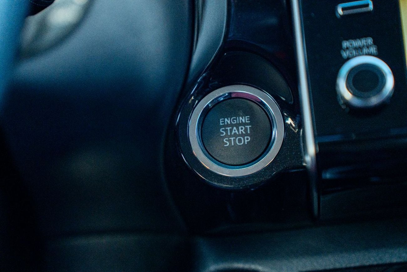 Toyota Hilux 2026 Toyota Hilux D/C  M/T  (2.7L   4WD)