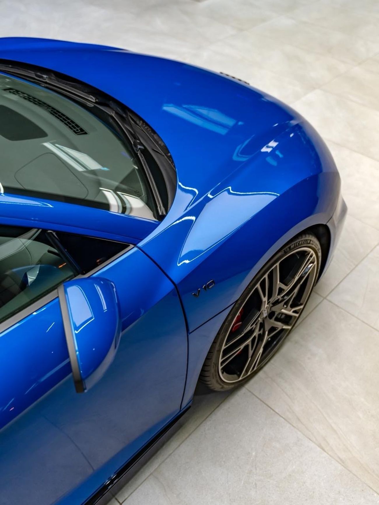 أودي R8 FSI 5.2L