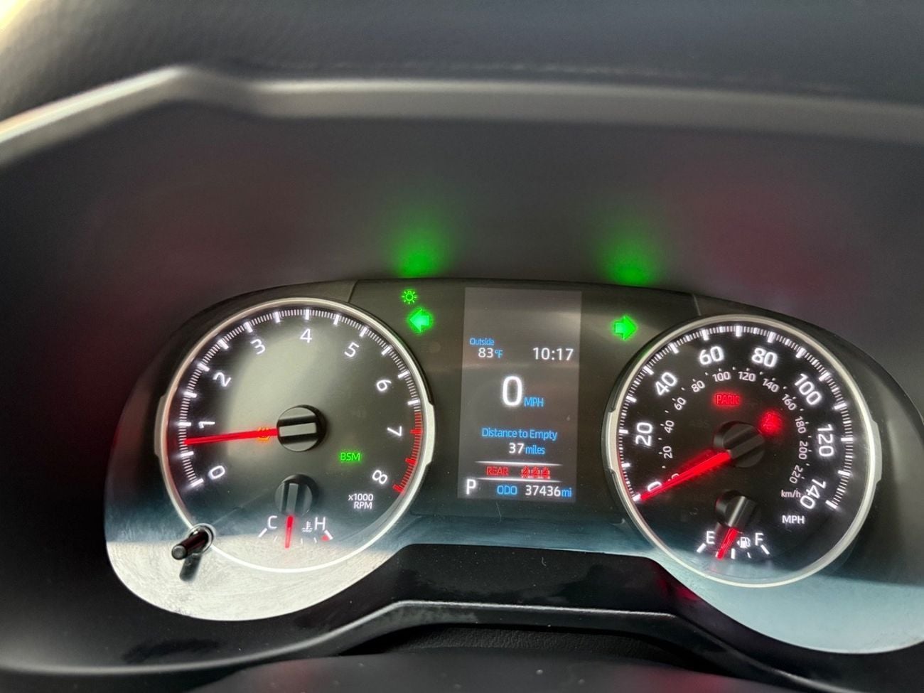 تويوتا راف ٤ XLE 2022 MOONROOF KEYLESS AWD FULL OPTION USA SPEC