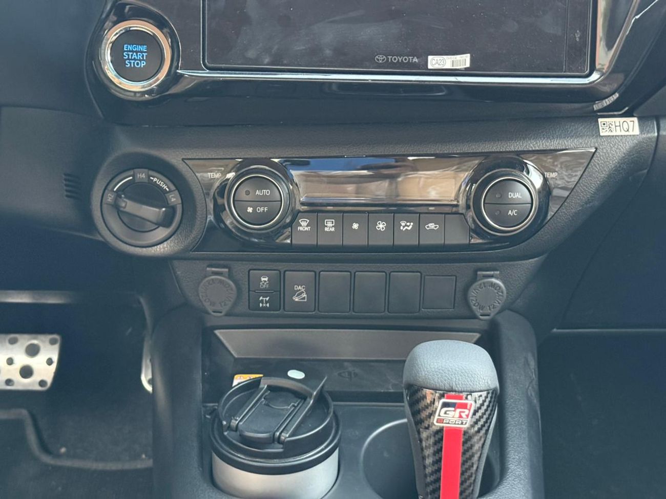 Toyota Hilux 2.8L Special Edition A/T