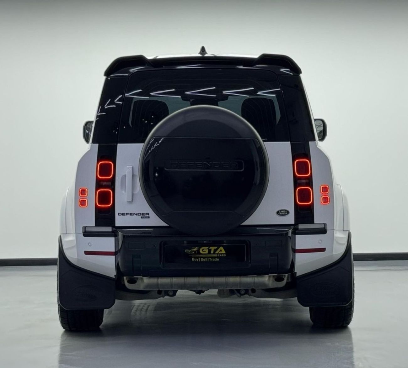 Land Rover Defender 110 HSE P400 3.0L