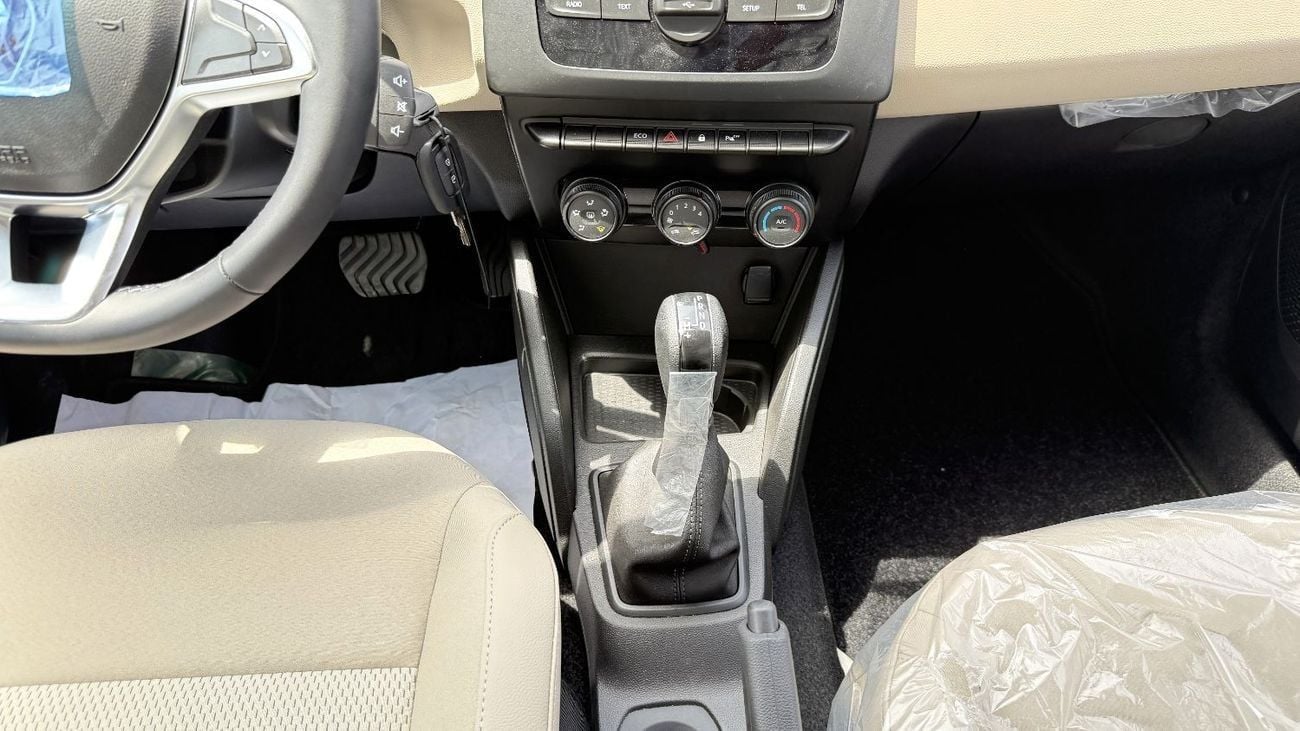 رينو داستر LE